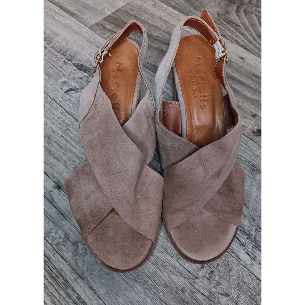 Mariella 7.5 Tan Suede Adjustable Sling Back Casual Occasion Event Comfort Shoes